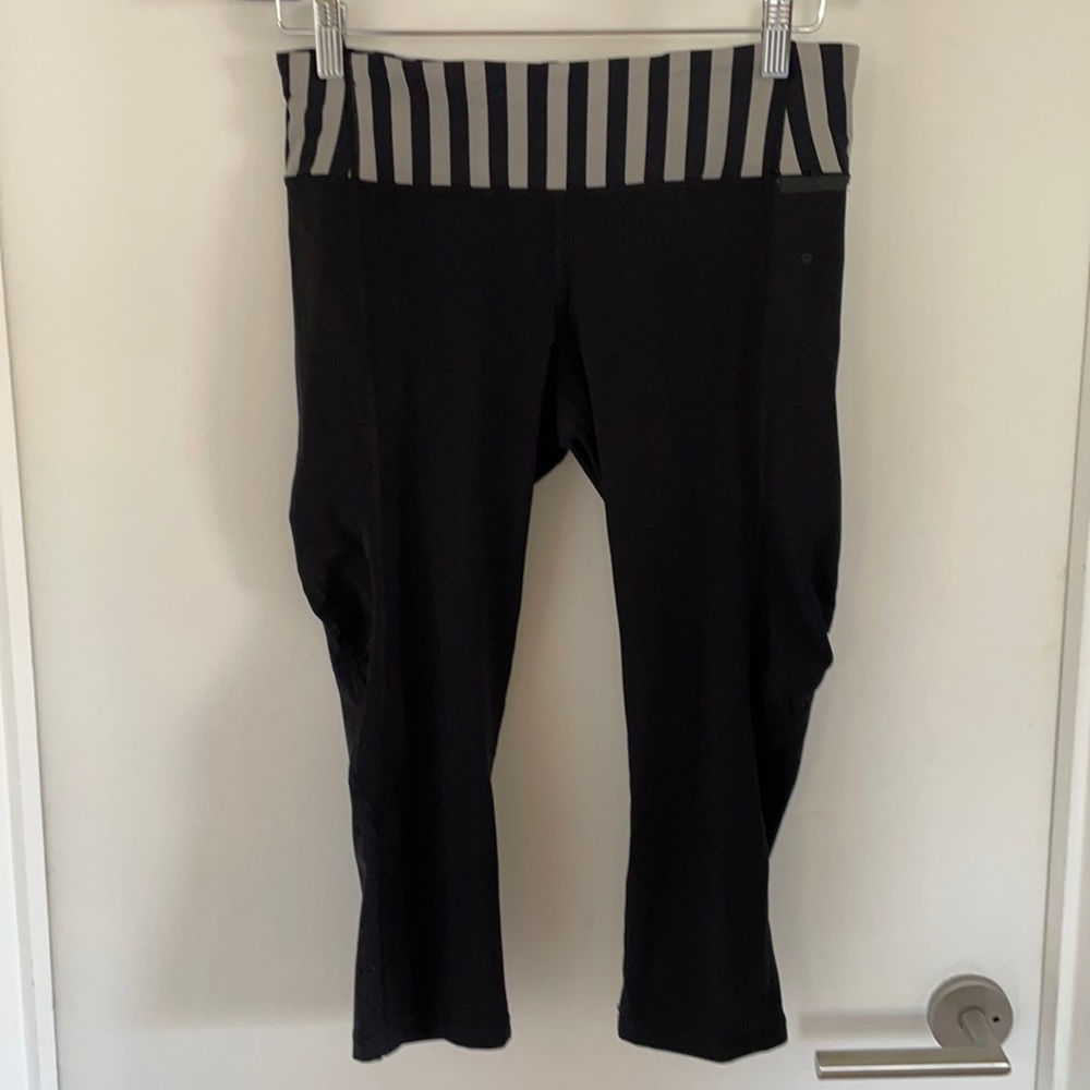 Lululemon Reversible 3/4 length- size 8